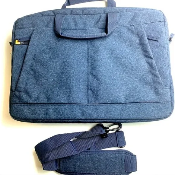 Case Logic Laptop Messenger Carry On  Bag - Picture 2 of 4